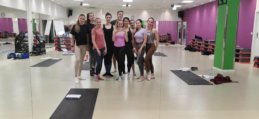 PFS STRETCHING INSTRUCTOR