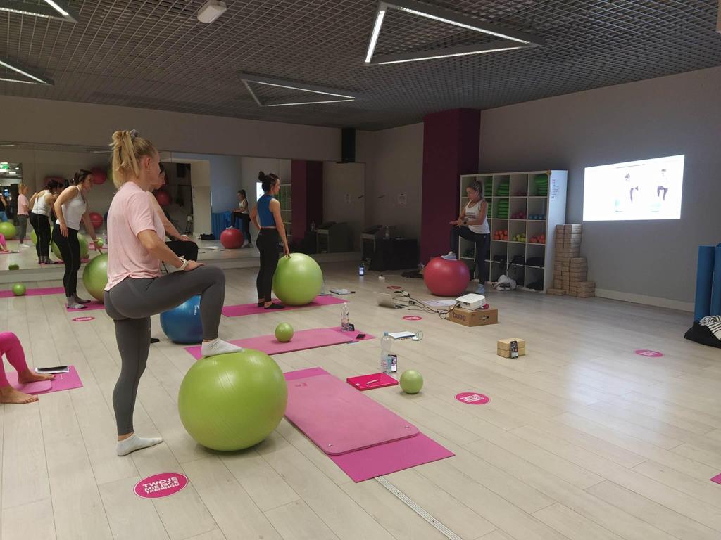 PFS ZDROWY KRĘGOSŁUP W ZAJĘCIACH FITNESS