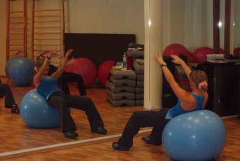 PFI FIT BALL